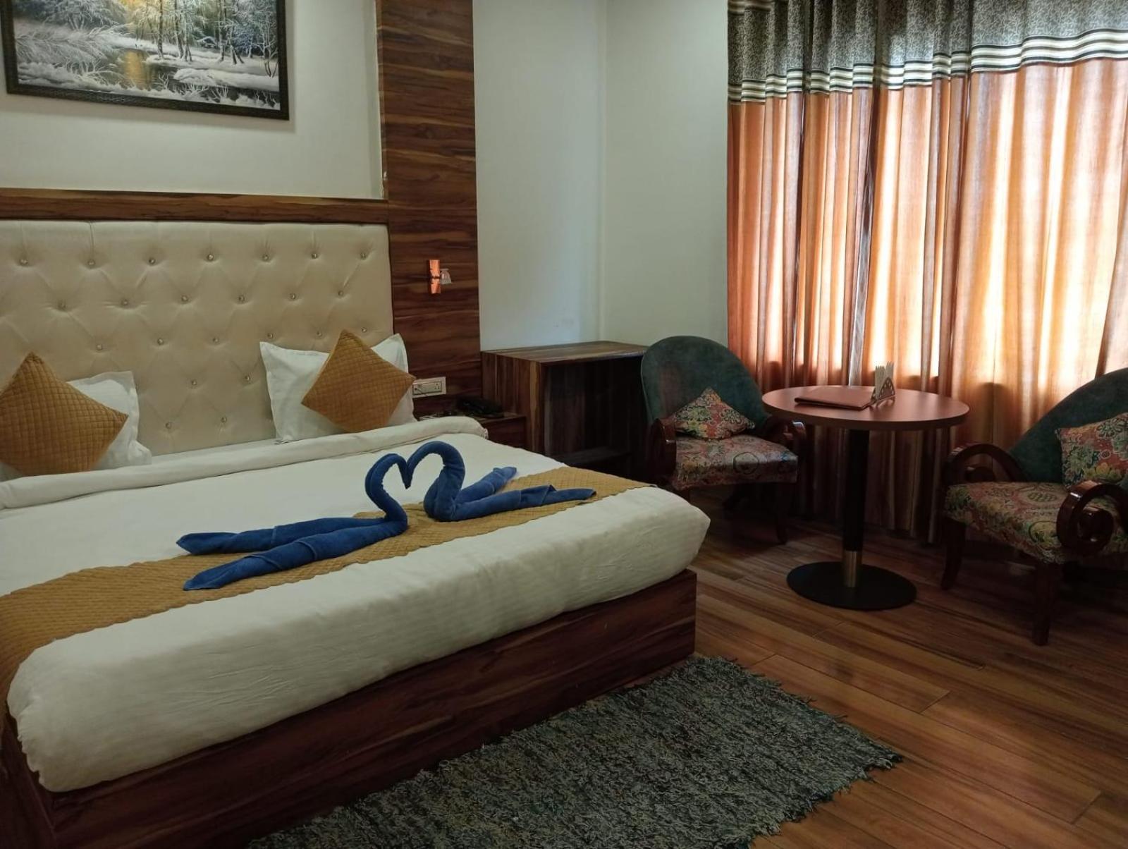 Hotel D Plaza Zirakpur Eksteriør bilde